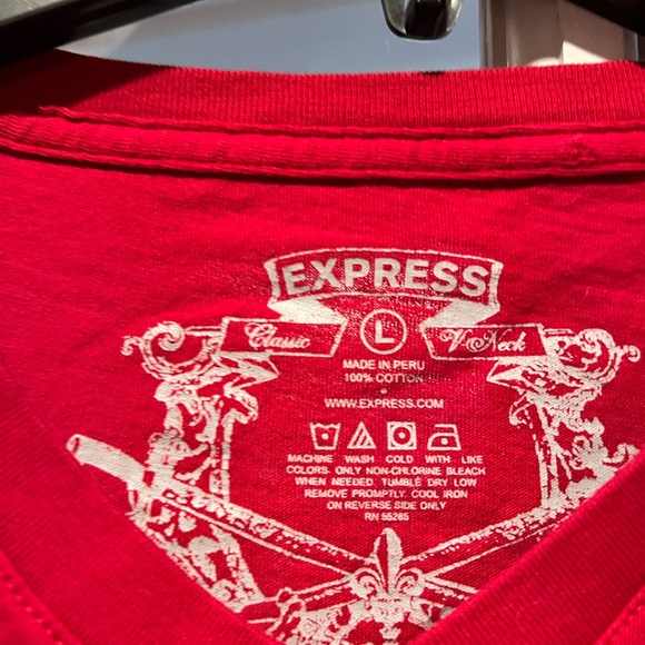 Express t shirt - Picture 2 of 3